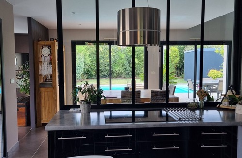 Janze Villa | Nice Contemporary House With Heated Pool and Jacuzzi