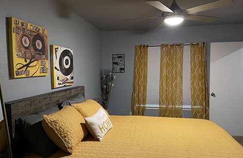 Midwest City House | Nice Cozy 2 Bedroom 2 BathTownhouse near Tinker AFB