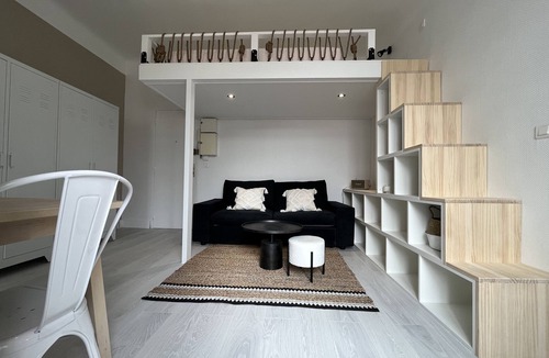 Biarritz Apartment | Nice cozy and bright 2/4 person apartment with fully renovated balcony!