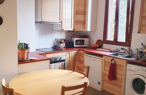 Guilhemery Apartment | Nice duplex in a quiet area