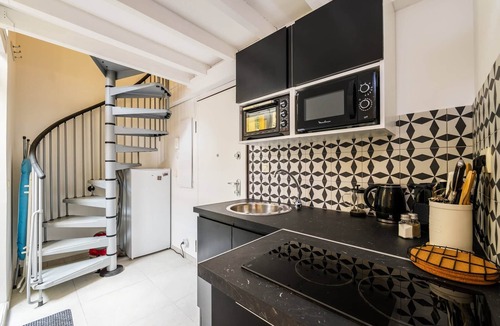 Centre Ville-Gare Apartment | Nice duplex with patio