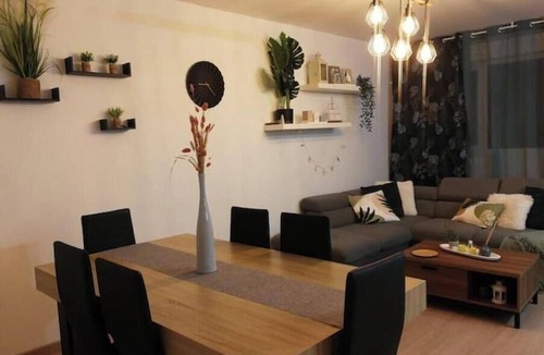 Cenon Apartment | Nice Family Apartment