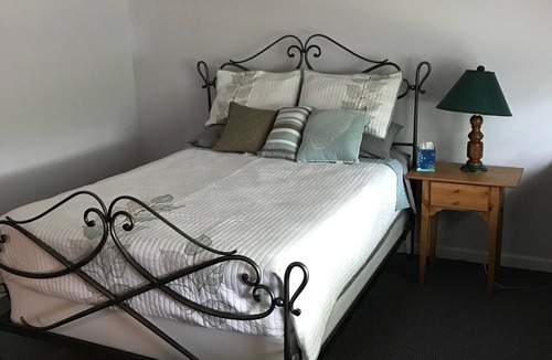 Riverton House | NICE finished loft area above garage.