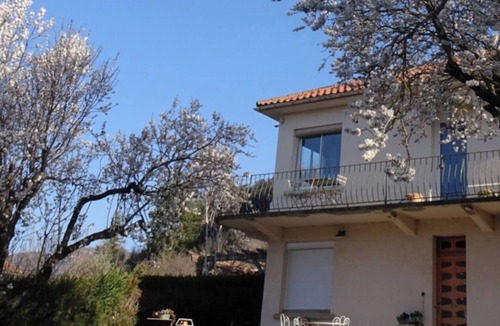 Millau House | Nice ground floor villa, * classification, terrace and private parking - Millau