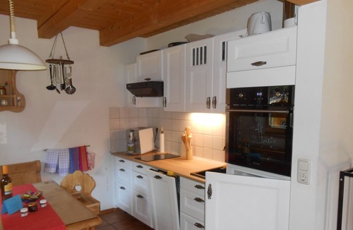 Kattersdorf House | Nice holiday home "Aunt Emma" in Regen, Bavarian Forest, pets welcome