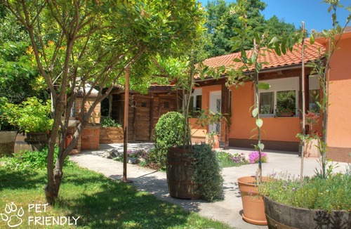 Sarsoni House | Nice holiday home in Matulji with beautiful garden