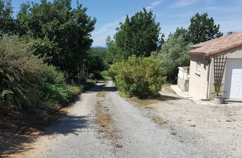 Rosieres Villa | Nice holiday home with studio and private pool in a quiet location on the vineyard.