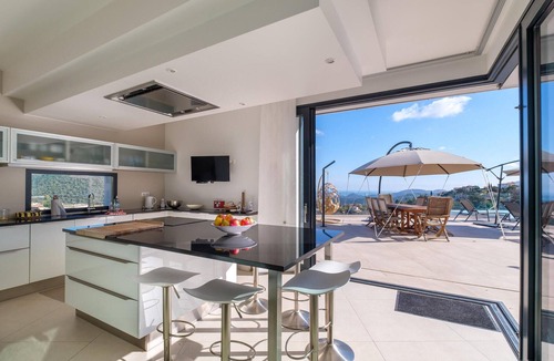 Les Adrets-de-l'Esterel House | Nice home in Les Adrets-de-l'Estére