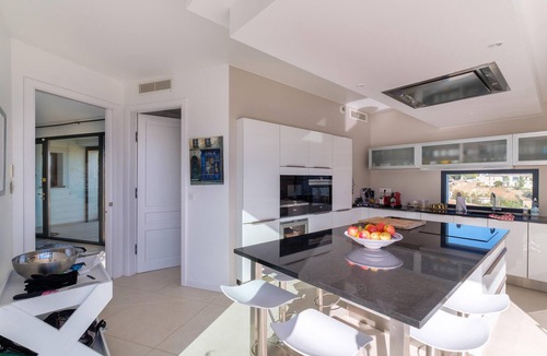 Les Adrets-de-l'Esterel House | Nice home in Les Adrets-de-l'Estére