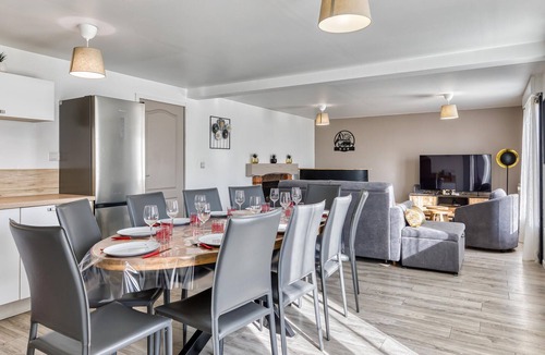 Saint-Samson-de-la-Roque House | Nice home in Saint-Samson-de-la-Roq