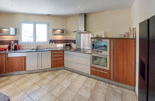 Sainte-Gemme-la-Plaine House | Nice home in Sainte-Gemme-La-Plaine