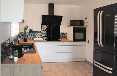 Lachapelle-sous-Aubenas House | Nice home in La Chap. sous Aubenas