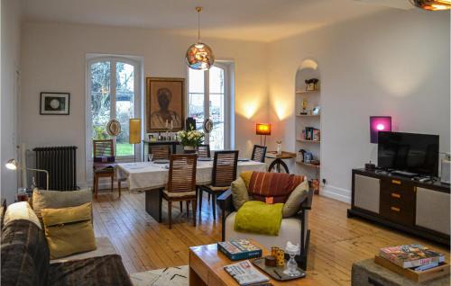 Saint-Christoly-de-Blaye House | Nice Home In Saint-Christoly-De-Bla