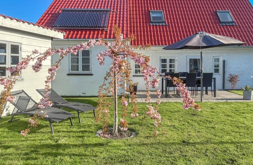 Dunkær House | Nice home in ærøskøbing with kitchen