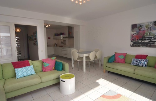 Aigues-Mortes House | Nice home in Aigues-Mortes with house sea view