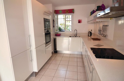 Aigues-Mortes House | Nice home in Aigues-Mortes with house sea view