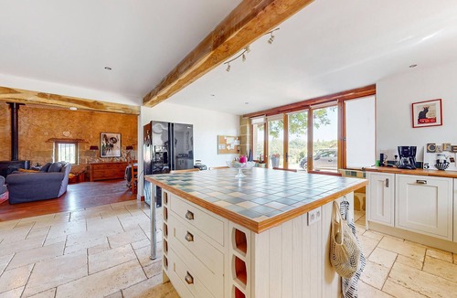 Armillac House | Nice home in Armillac with jacuzzi