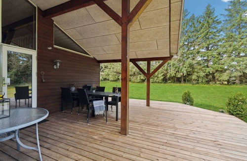 Asaa House | Nice home in Asaa with sauna