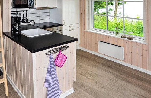 Asserballeskov House | Nice home in Augustenborg with WiFi