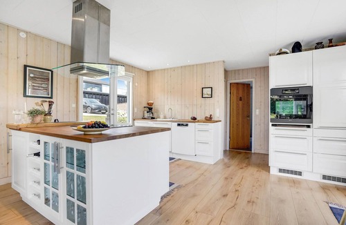 Kettingskov House | Nice home in Augustenborg with sauna