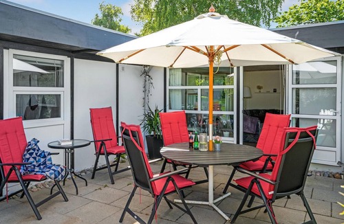 Kettingskov House | Nice home in Augustenborg with WiFi