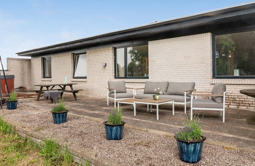 Bandholm House | Nice home in Bandholm with WiFi