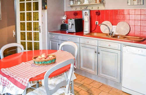 Bergerac House | Nice home in Bergerac with WiFi