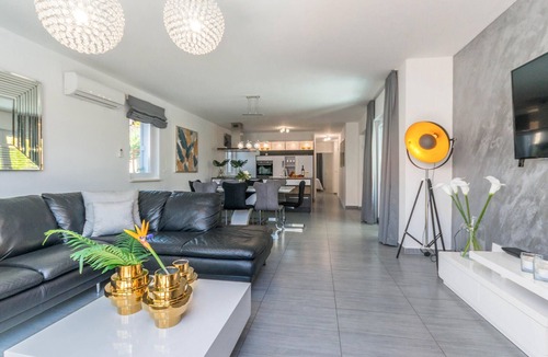 Biograd na Moru House | Nice home in Biograd with heated swimming pool