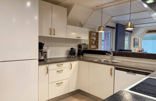 Blavand Strand House | Nice home in Blåvand with sauna