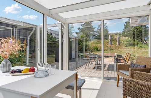 Blokhus House | Nice home in Blokhus with kitchen