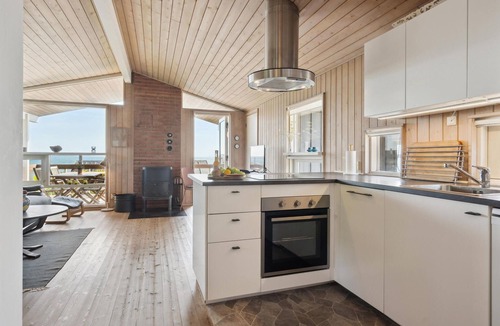 Hvidbjerg Strand House | Nice home in Børkop with house sea view