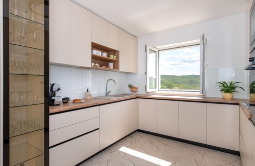 Cvrljevo House | Nice home in Cvrljevo