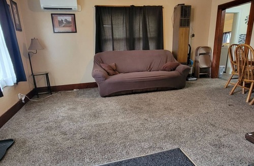 Torrington House | Nice home in downtown 1 block from theater