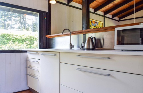 Dronningmolle House | Nice home in Dronningmølle with WiFi