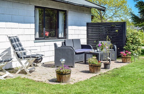 Dronningmolle House | Nice home in Dronningmølle with WiFi