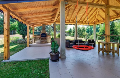 Duga Resa House | Nice home in Duga Resa with swimming pool