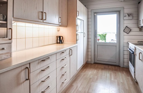 Ebeltoft House | Nice home in Ebeltoft with kitchen