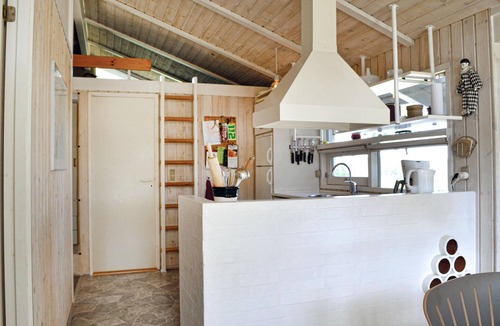 Egsmark Strand House | Nice home in Ebeltoft with WiFi