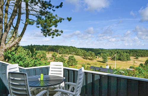 Egsmark Strand House | Nice home in Ebeltoft with WiFi