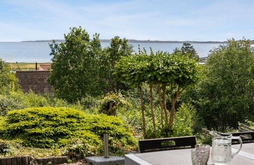 Handrup Strand House | Nice home in Ebeltoft with WiFi