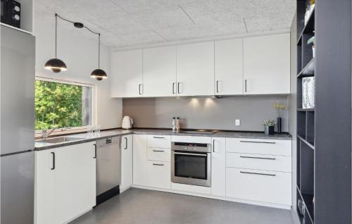 Syddjurs Kommune House | Nice Home In Ebeltoft With Sauna