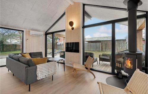 Egsmark Strand House | Nice Home In Ebeltoft With Sauna