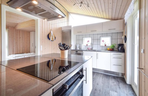 Krejbjerg House | Nice home in Ejstrupholm with sauna