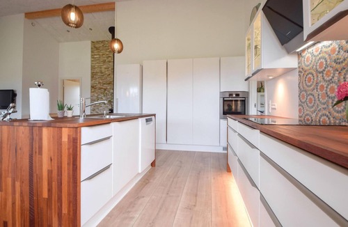 Krejbjerg House | Nice home in Ejstrupholm with sauna