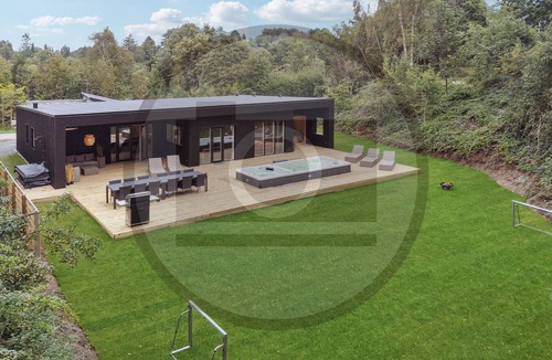 Krejbjerg House | Nice home in Ejstrupholm with sauna