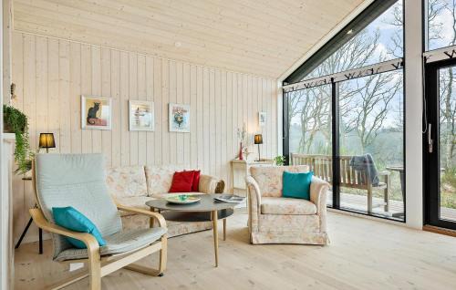 Krejbjerg House | Nice Home In Ejstrupholm With Kitchen