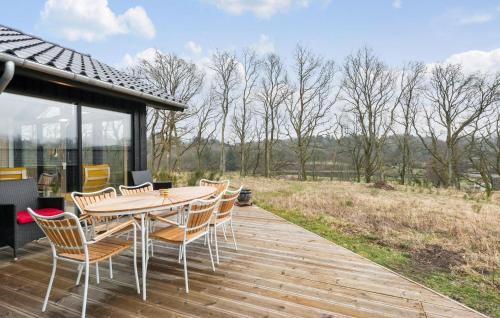 Krejbjerg House | Nice Home In Ejstrupholm With Kitchen