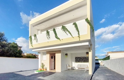 Riba-roja de Turia House | Nice home in Riba-Roja de Turia