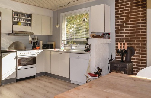 Sjaelborg House | Nice home in Esbjerg V with WiFi