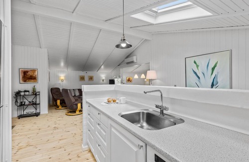 Sjaelborg House | Nice home in Esbjerg V with WiFi